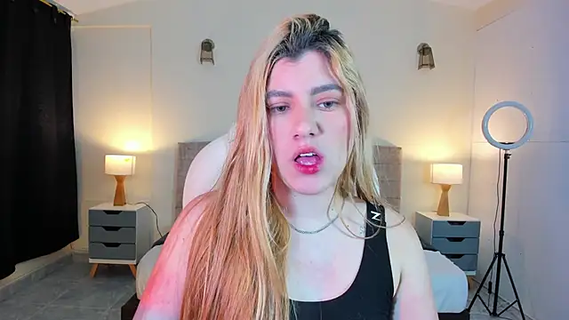 Snapshot of ARITOO_ chatting on December 2024 11:25:02 PM ARITOO online show from December 2024 11:25:02 PM