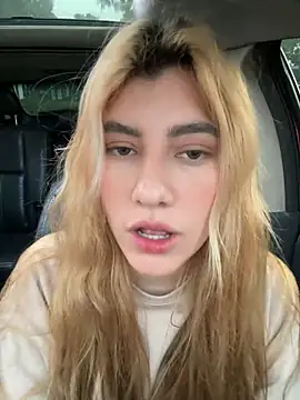 Snapshot of ARITOO_ chatting on December 2024 10:34:02 PM ARITOO online show from December 2024 10:34:02 PM