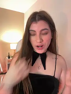 Snapshot of ARITOO_ chatting on January 2025 08:06:01 AM ARITOO online show from January 2025 08:06:01 AM