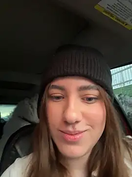 Snapshot of ARITOO_ chatting on January 2025 10:35:02 PM ARITOO online show from January 2025 10:35:02 PM