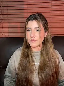 Snapshot of ARITOO_ chatting on January 2025 12:18:01 AM ARITOO online show from January 2025 12:18:01 AM