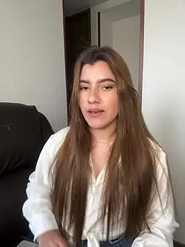 Snapshot of ARITOO_ chatting on February 2025 10:32:01 PM ARITOO online show from February 2025 10:32:01 PM