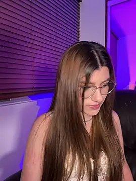 Snapshot of ARITOO_ chatting on March 2025 03:51:01 AM ARITOO online show from March 2025 03:51:01 AM