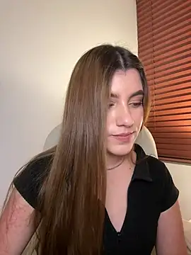 Snapshot of ARITOO_ chatting on March 2025 03:39:01 AM ARITOO online show from March 2025 03:39:01 AM