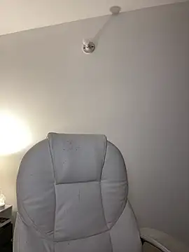 Snapshot of ARITOO_ chatting on March 2025 03:59:02 AM ARITOO online show from March 2025 03:59:02 AM