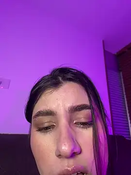 Snapshot of ARITOO_ chatting on September 2025 04:05:02 AM ARITOO online show from September 2025 04:05:02 AM