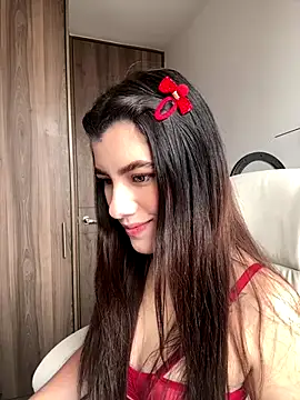 Snapshot of ARITOO_ chatting on December 2025 06:38:01 PM ARITOO online show from December 2025 06:38:01 PM