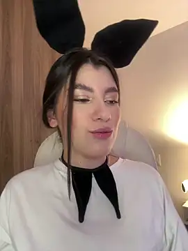 Snapshot of ARITOO_ chatting on May 2026 11:35:01 PM ARITOO online show from May 2026 11:35:01 PM