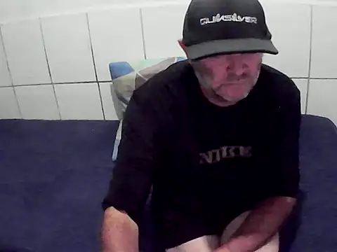 pierdona online show from January 2026 07:48:01 PM