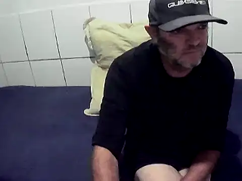 pierdona online show from April 2026 06:57:01 PM