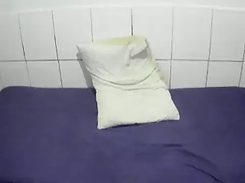 pierdona online show from May 2026 11:01:01 PM