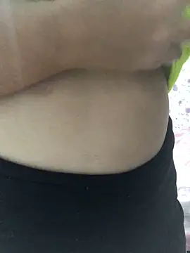 Snapshot of ahross chatting on October 2025 09:48:02 PM ahross online show from October 2025 09:48:02 PM