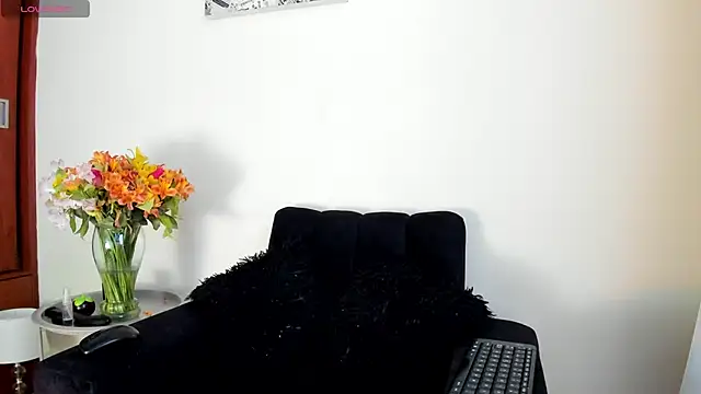 Snapshot of its__angelica_ chatting on April 2026 08:54:01 PM its angelica online show from April 2026 08:54:01 PM