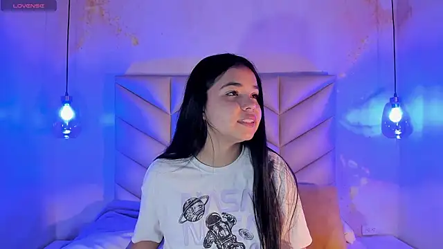 AuroraFiore online show from February 2025 11:32:01 PM