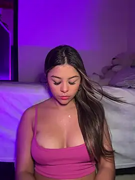 tuckersabrina online show from March 2025 01:31:02 AM