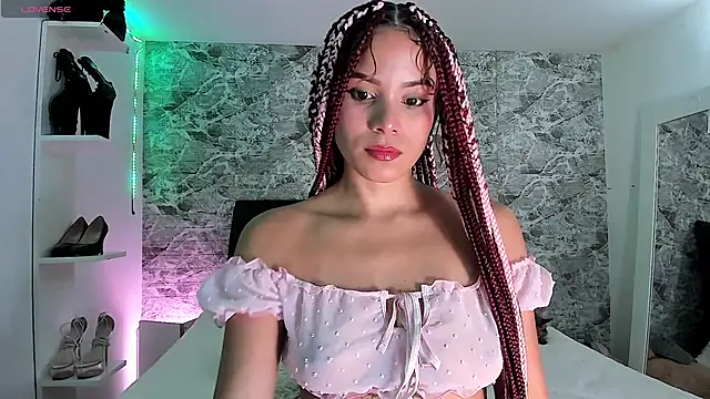 Snapshot of anna__duff chatting on February 2025 11:24:01 PM anna duff online show from February 2025 11:24:01 PM