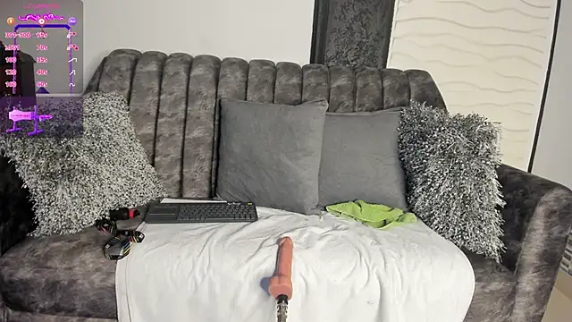 kinky polar online show from December 2024 01:58:02 AM