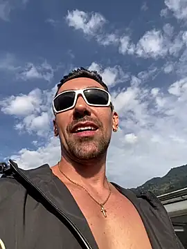 dantedesirexx online show from February 2026 09:52:01 PM