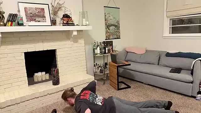 Snapshot of DaddydayDrinkzz chatting on December 2024 04:27:02 AM DaddydayDrinkzz online show from December 2024 04:27:02 AM