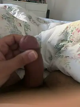 Snapshot of thick_n_hard chatting on December 2024 10:01:01 AM thick n hard online show from December 2024 10:01:01 AM