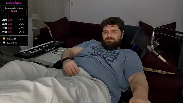 Snapshot of KingMarti chatting on February 2025 09:23:02 PM KingMarti online show from February 2025 09:23:02 PM