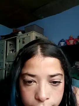 Snapshot of Elvishcassie_ chatting on April 2026 06:06:02 PM Elvishcassie online show from April 2026 06:06:02 PM