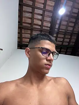 Snapshot of Naka300 chatting on March 2025 07:46:01 PM Naka300 online show from March 2025 07:46:01 PM