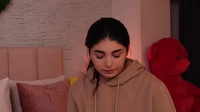 RachelSwaan online show from January 2025 04:48:01 AM