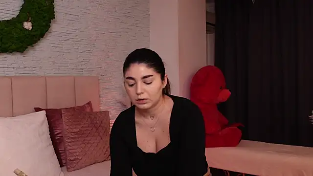 RachelSwaan online show from February 2025 05:54:02 AM