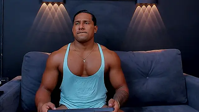 CallumMuscle online show from January 2025 10:54:02 PM