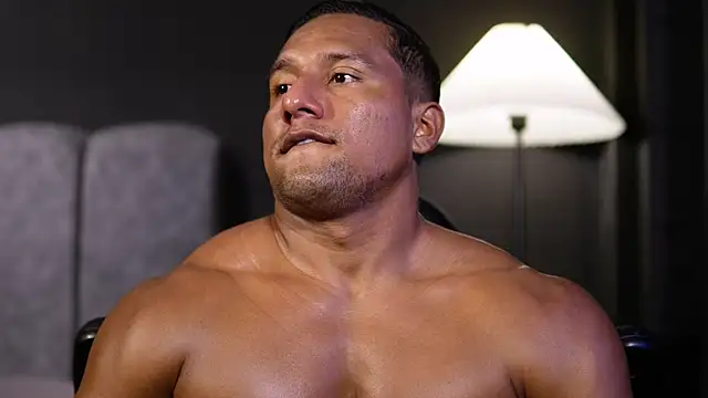 CallumMuscle online show from November 2025 04:09:01 PM