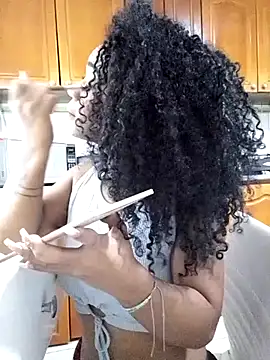 Snapshot of evafoxs chatting on December 2024 04:41:01 AM evafoxs online show from December 2024 04:41:01 AM