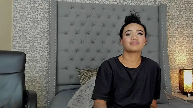 Snapshot of evafoxs chatting on March 2025 07:29:02 PM evafoxs online show from March 2025 07:29:02 PM