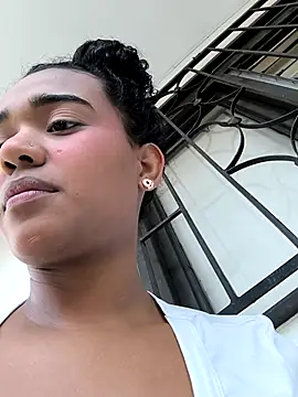 Snapshot of evafoxs chatting on October 2025 09:44:02 PM evafoxs online show from October 2025 09:44:02 PM