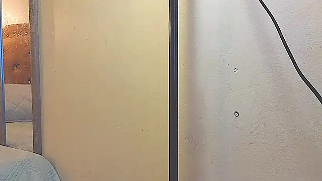 Snapshot of evafoxs chatting on December 2025 10:36:02 PM evafoxs online show from December 2025 10:36:02 PM