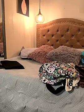 Snapshot of evafoxs chatting on December 2025 09:42:02 PM evafoxs online show from December 2025 09:42:02 PM