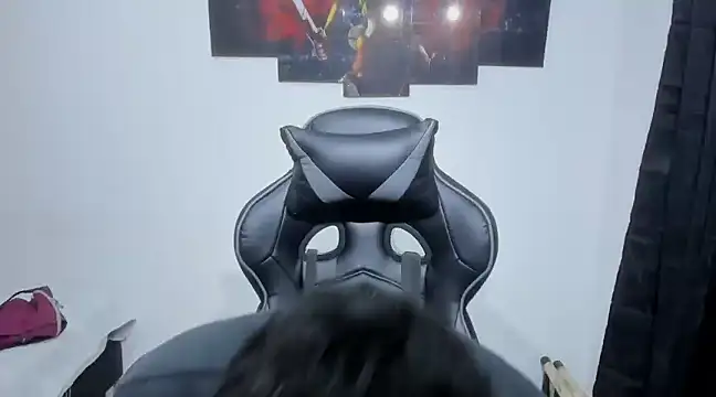 Snapshot of enzo_sloran chatting on February 2025 02:21:01 PM enzo sloran online show from February 2025 02:21:01 PM