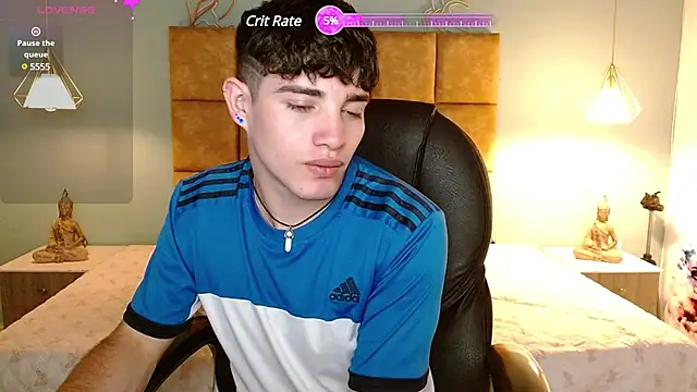 AlejooTwink online show from March 2025 07:04:01 PM