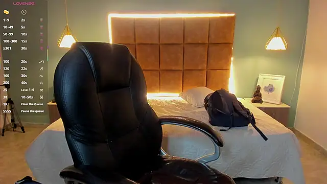 AlejooTwink online show from September 2025 07:40:02 PM