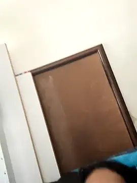 Snapshot of siri_duque chatting on November 2025 12:28:02 PM siri duque online show from November 2025 12:28:02 PM