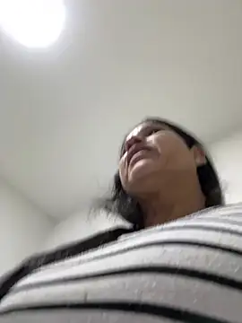 Snapshot of siri_duque chatting on March 2026 12:26:02 AM siri duque online show from March 2026 12:26:02 AM