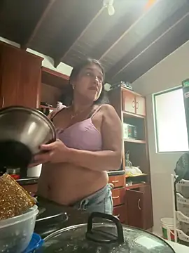 Snapshot of siri_duque chatting on April 2026 10:07:01 PM siri duque online show from April 2026 10:07:01 PM