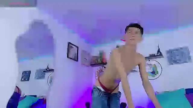 Snapshot of Noah_tyler_ chatting on September 2025 07:59:02 PM Noah tyler online show from September 2025 07:59:02 PM