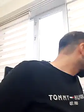 krzantem3454 online show from February 2025 02:57:01 PM