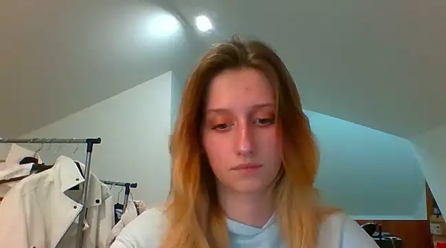 Snapshot of LUNA_delight chatting on December 2024 02:49:02 PM LUNA delight online show from December 2024 02:49:02 PM