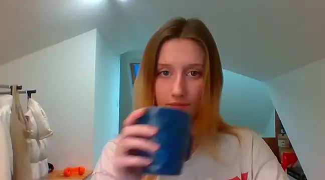 Snapshot of LUNA_delight chatting on December 2024 02:50:01 PM LUNA delight online show from December 2024 02:50:01 PM