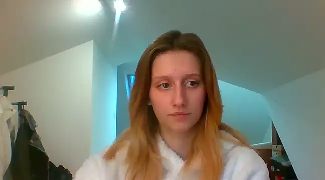 Snapshot of LUNA_delight chatting on January 2025 02:46:01 PM LUNA delight online show from January 2025 02:46:01 PM