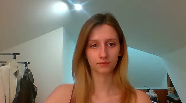 Snapshot of LUNA_delight chatting on January 2025 05:49:01 PM LUNA delight online show from January 2025 05:49:01 PM