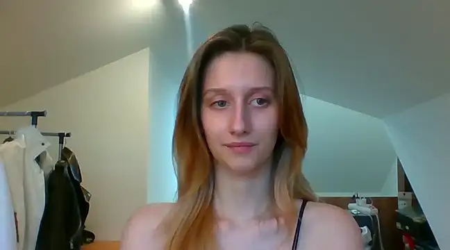 Snapshot of LUNA_delight chatting on January 2025 02:42:02 PM LUNA delight online show from January 2025 02:42:02 PM