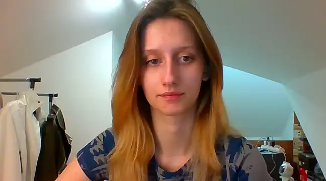 Snapshot of LUNA_delight chatting on February 2025 06:19:02 PM LUNA delight online show from February 2025 06:19:02 PM